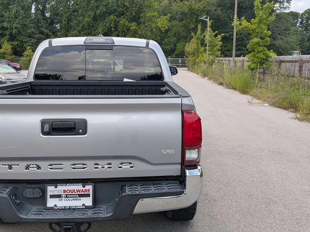 Used 2019 Toyota Tacoma SR5 RWD image 8