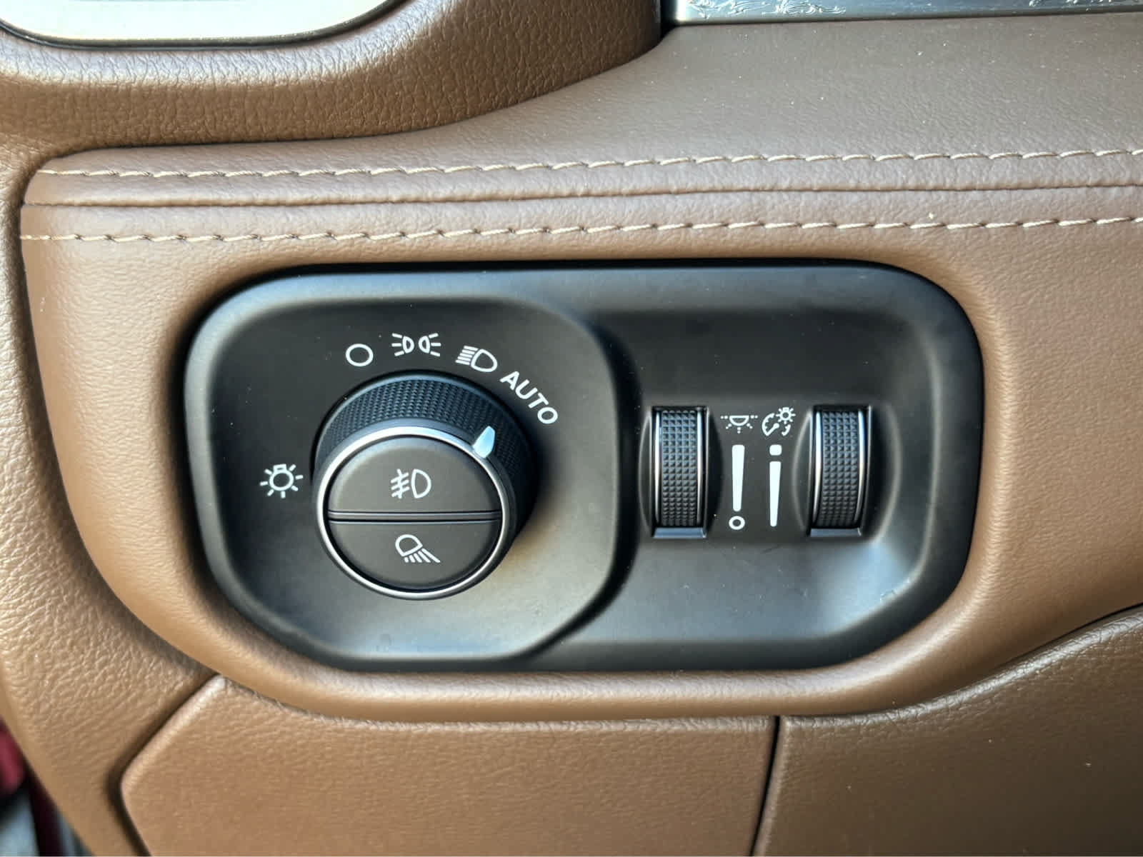 Used 2021 RAM 3500 Limited AWD/4WD image 22