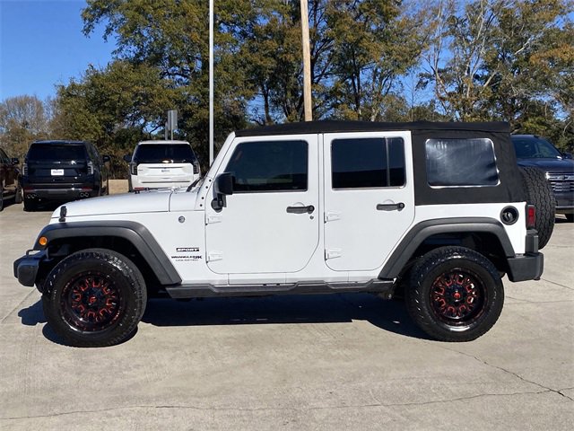 Used 2018 Jeep Wrangler Unlimited Sport S image 2