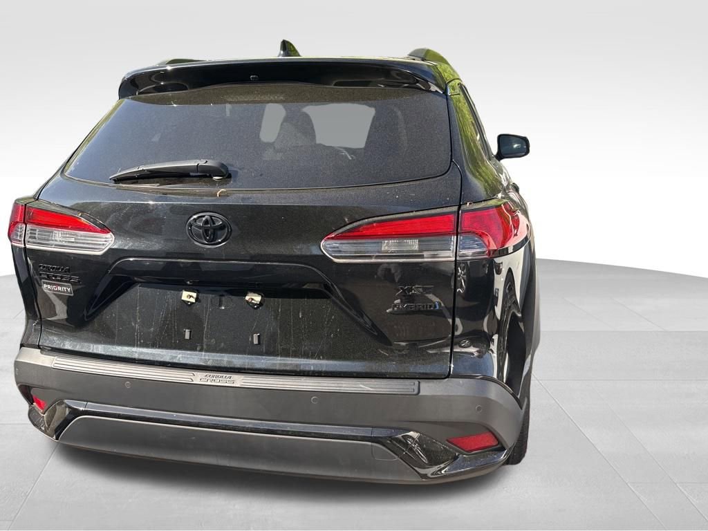 Used 2023 Toyota Corolla Cross XSE w/ Convenience Package image 12