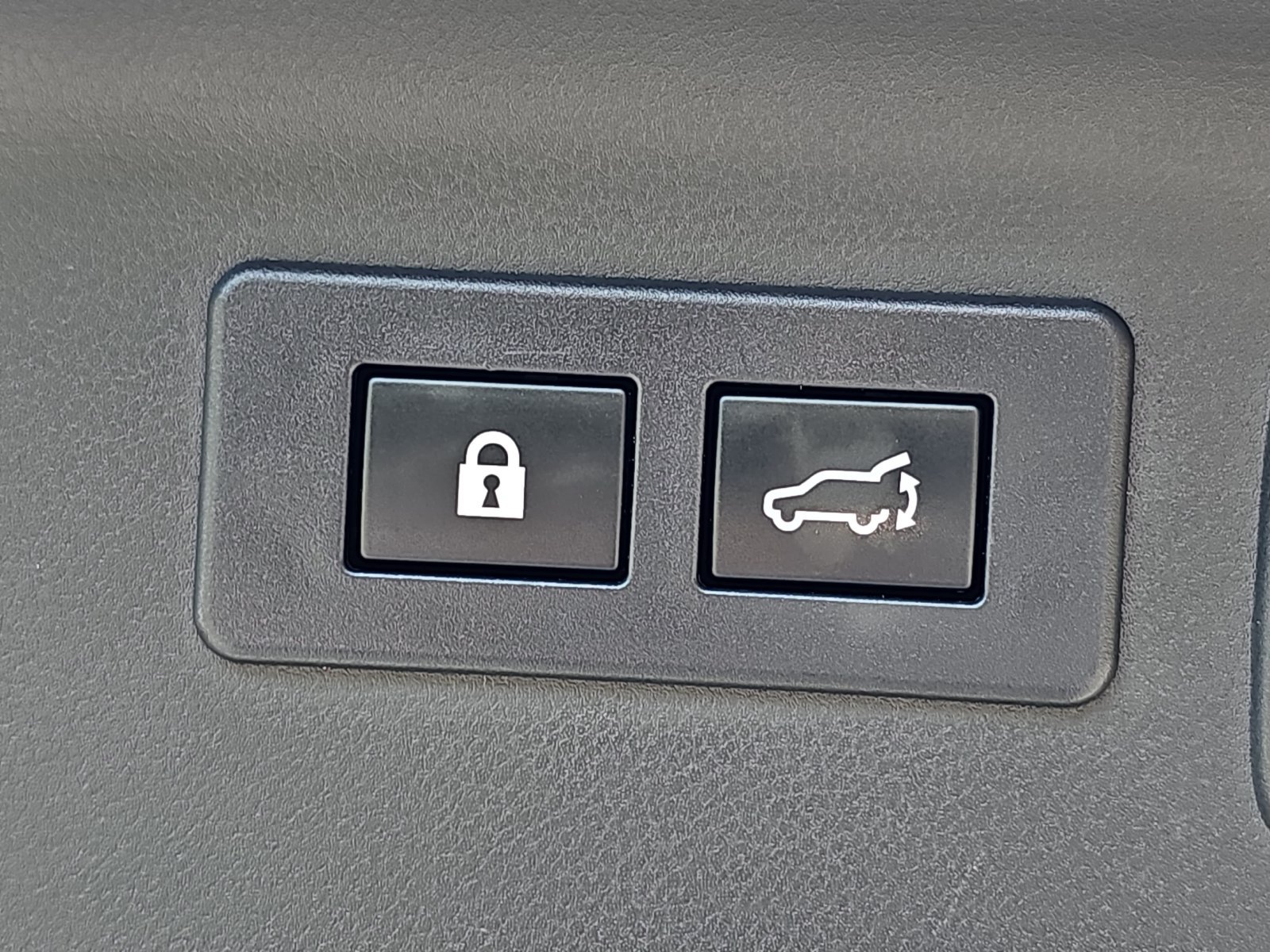 Certified 2025 Subaru Forester Touring AWD/4WD image 13