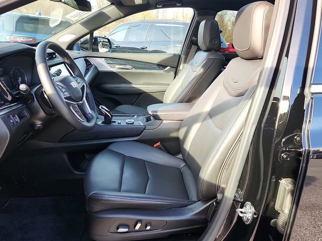Certified 2025 Cadillac XT5 Premium Luxury image 13