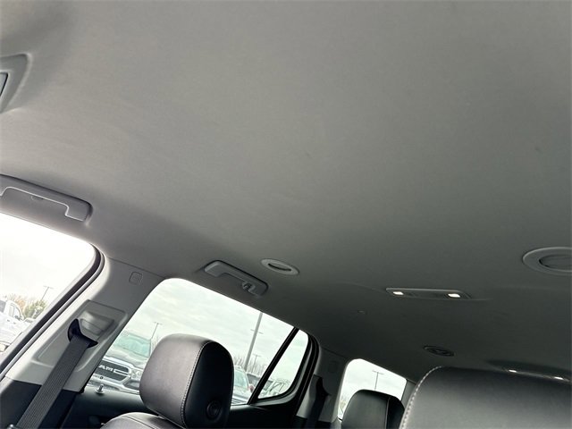 Used 2023 GMC Acadia SLT image 22