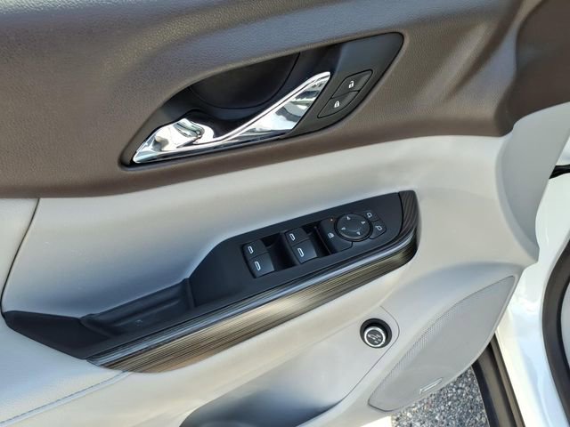 Used 2017 GMC Acadia SLT AWD/4WD image 17