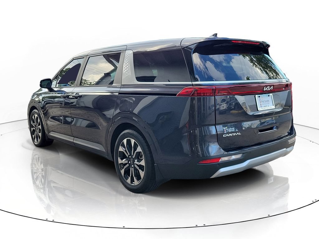 Certified 2023 Kia Carnival EX w/ Paint Protection Package FWD image 3