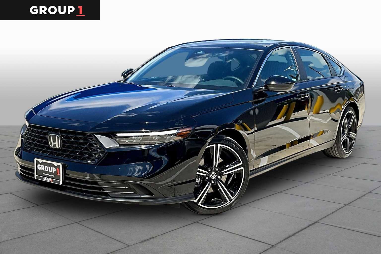 Used 2025 Honda Accord Sport image 1