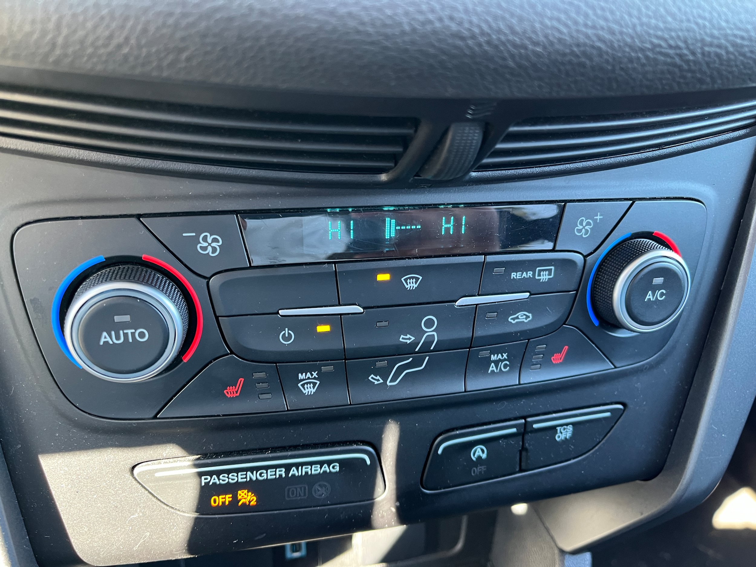Certified 2018 Ford Escape SE AWD/4WD image 15
