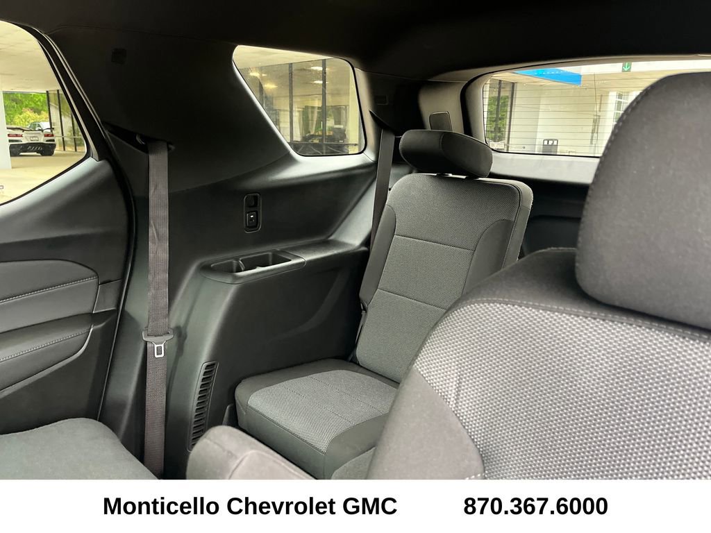 Used 2023 Chevrolet Traverse LT FWD image 25