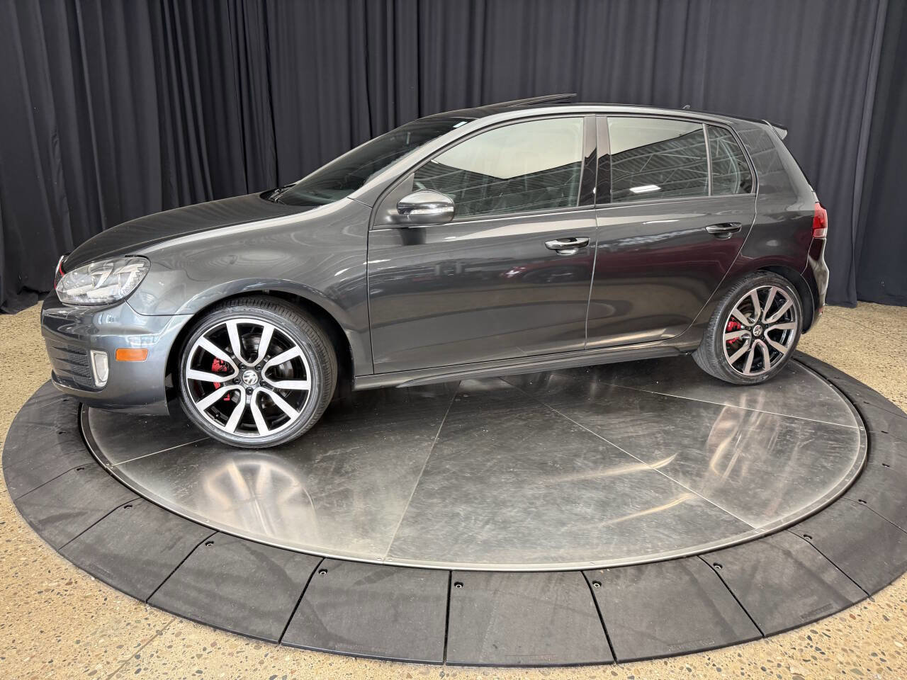 Used 2012 Volkswagen GTI Autobahn FWD image 4