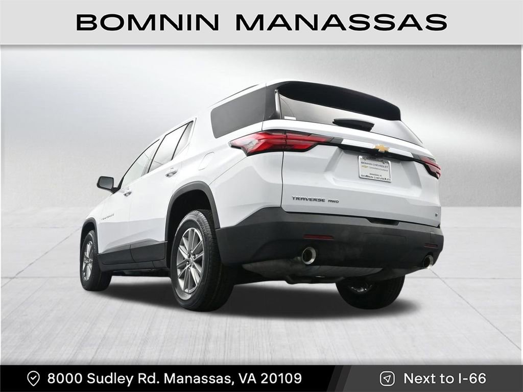 Used 2023 Chevrolet Traverse LT w/ Rear Camera Mirror Package AWD/4WD image 33