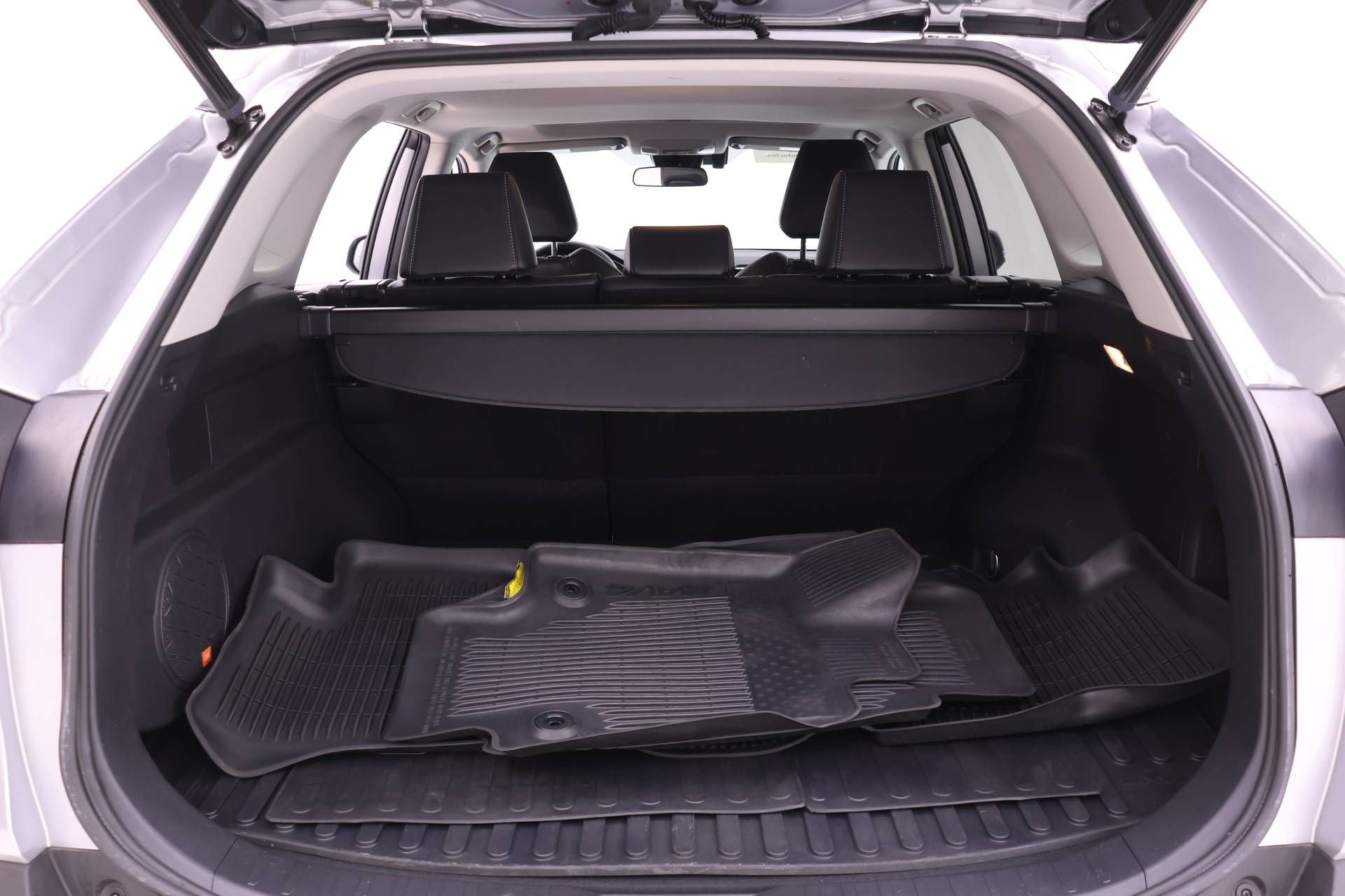 Certified 2021 Toyota RAV4 XLE Premium image 13