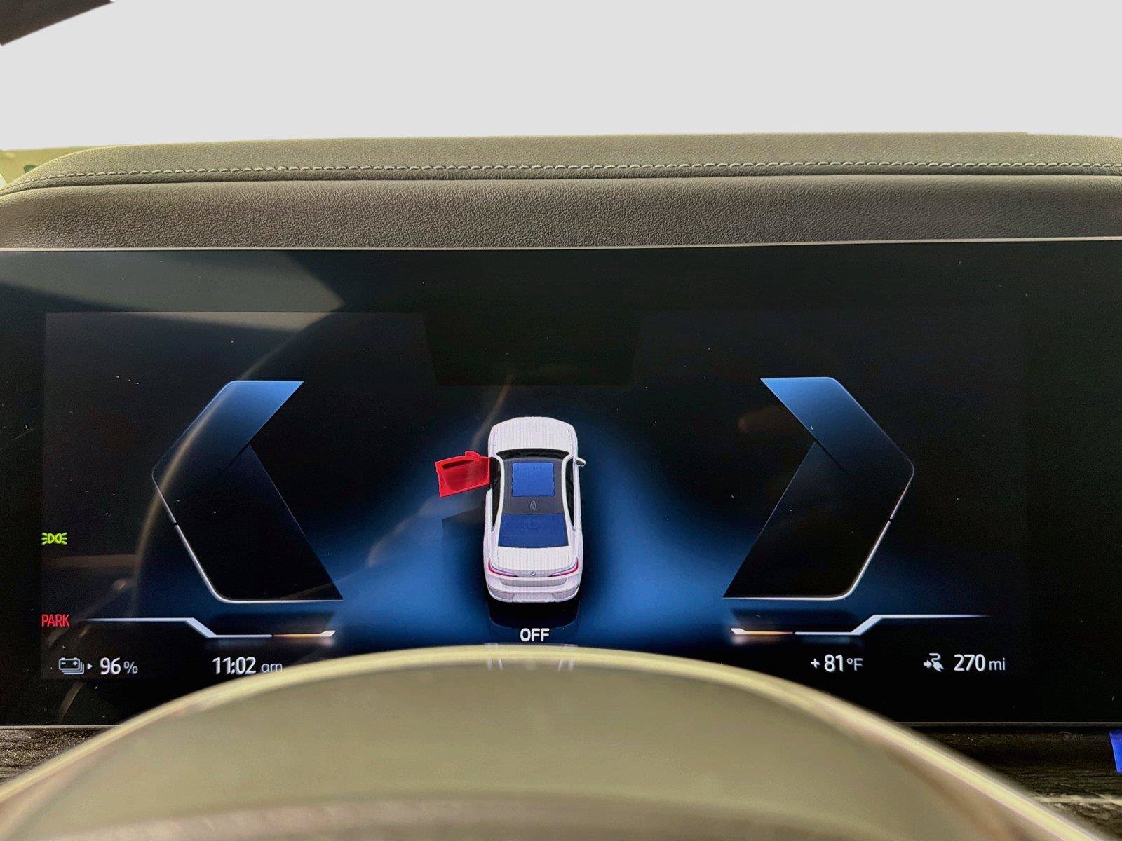 Used 2023 BMW i7 xDrive60 AWD/4WD image 11