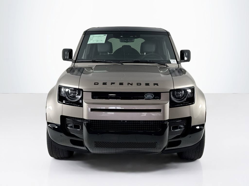 Used 2023 Land Rover Defender 110 V8 image 8