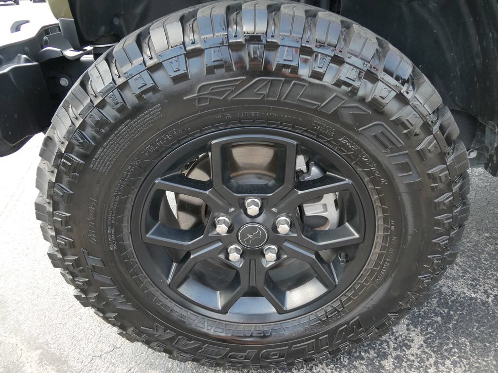 Used 2025 Jeep Wrangler Unlimited Sport AWD/4WD image 10