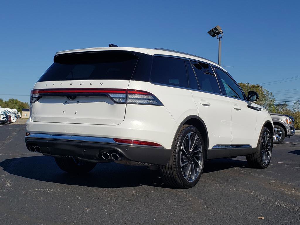 Used 2025 Lincoln Aviator Reserve w/ Equipment Group 201A image 9