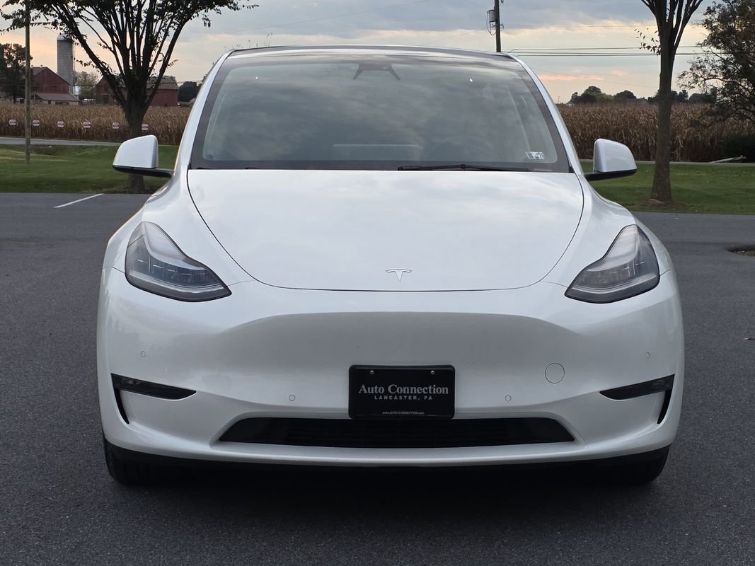 Used 2021 Tesla Model Y Long Range image 3