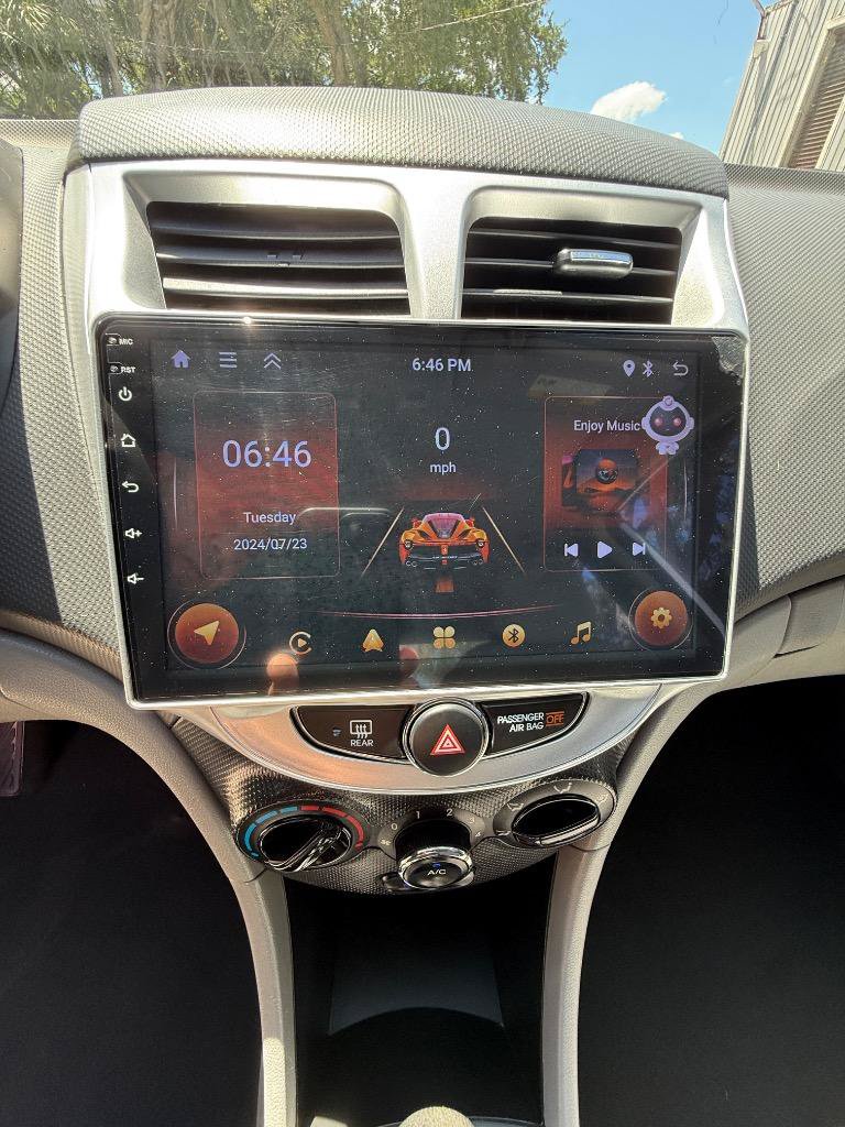 Used 2012 Hyundai Accent GLS w/ Premium Pkg 3 FWD image 10