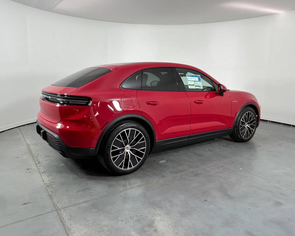 New 2026 Porsche Macan 4 Electric AWD/4WD image 7