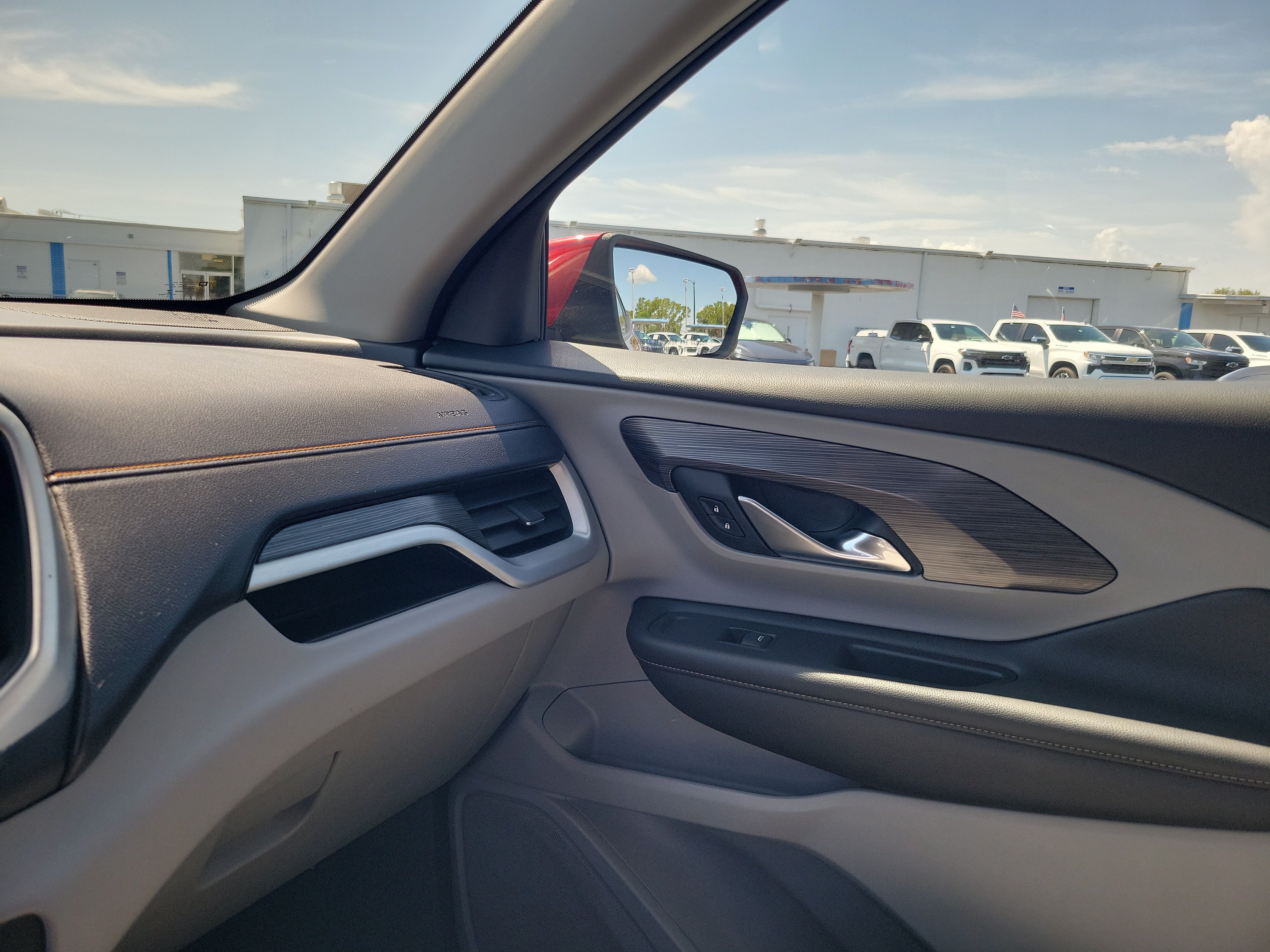Used 2020 GMC Terrain SLT w/ Preferred Package FWD image 28