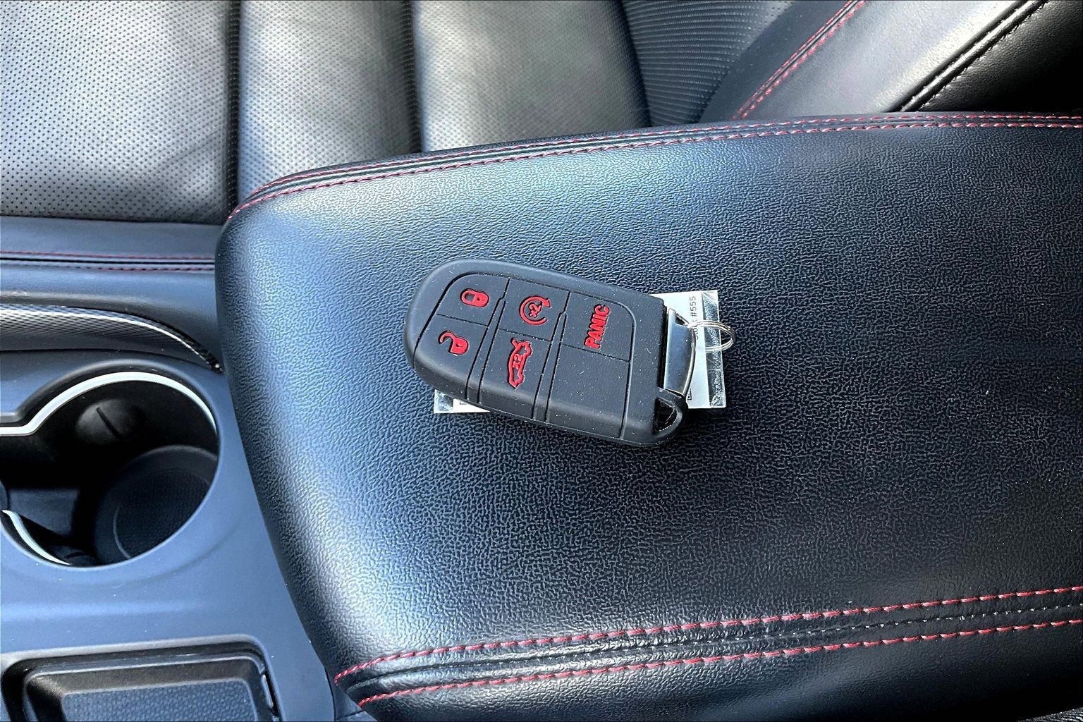 Used 2024 Dodge Durango GT AWD/4WD image 34