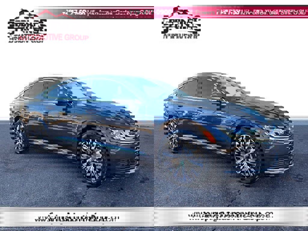 Used 2020 Volkswagen Arteon SE image 1