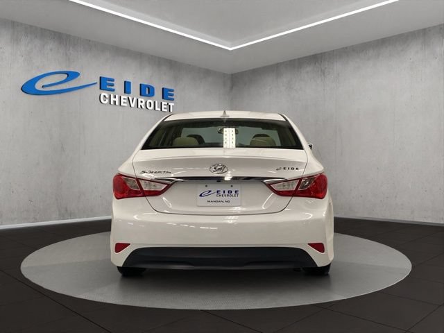 Used 2014 Hyundai Sonata GLS w/ Popular Equipment Group 2 FWD image 12