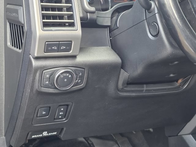 Used 2021 Ford F250 Platinum w/ Snow Plow Prep Package AWD/4WD image 21