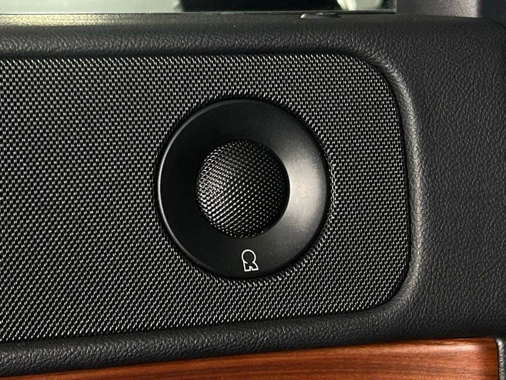 Used 2024 Lincoln Navigator Reserve image 16