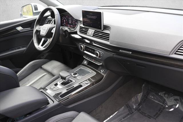 Used 2018 Audi Q5 Prestige w/ Prestige Package AWD/4WD image 29