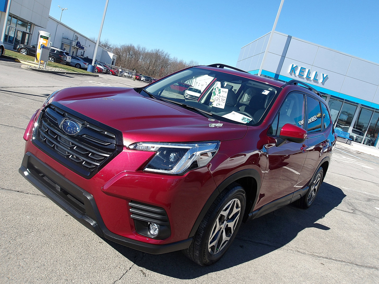 Used 2024 Subaru Forester Premium image 3