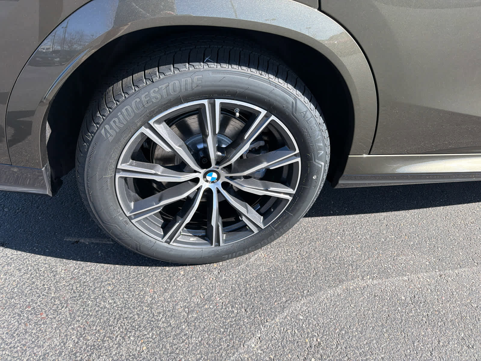 New 2026 BMW X6 xDrive40i image 8