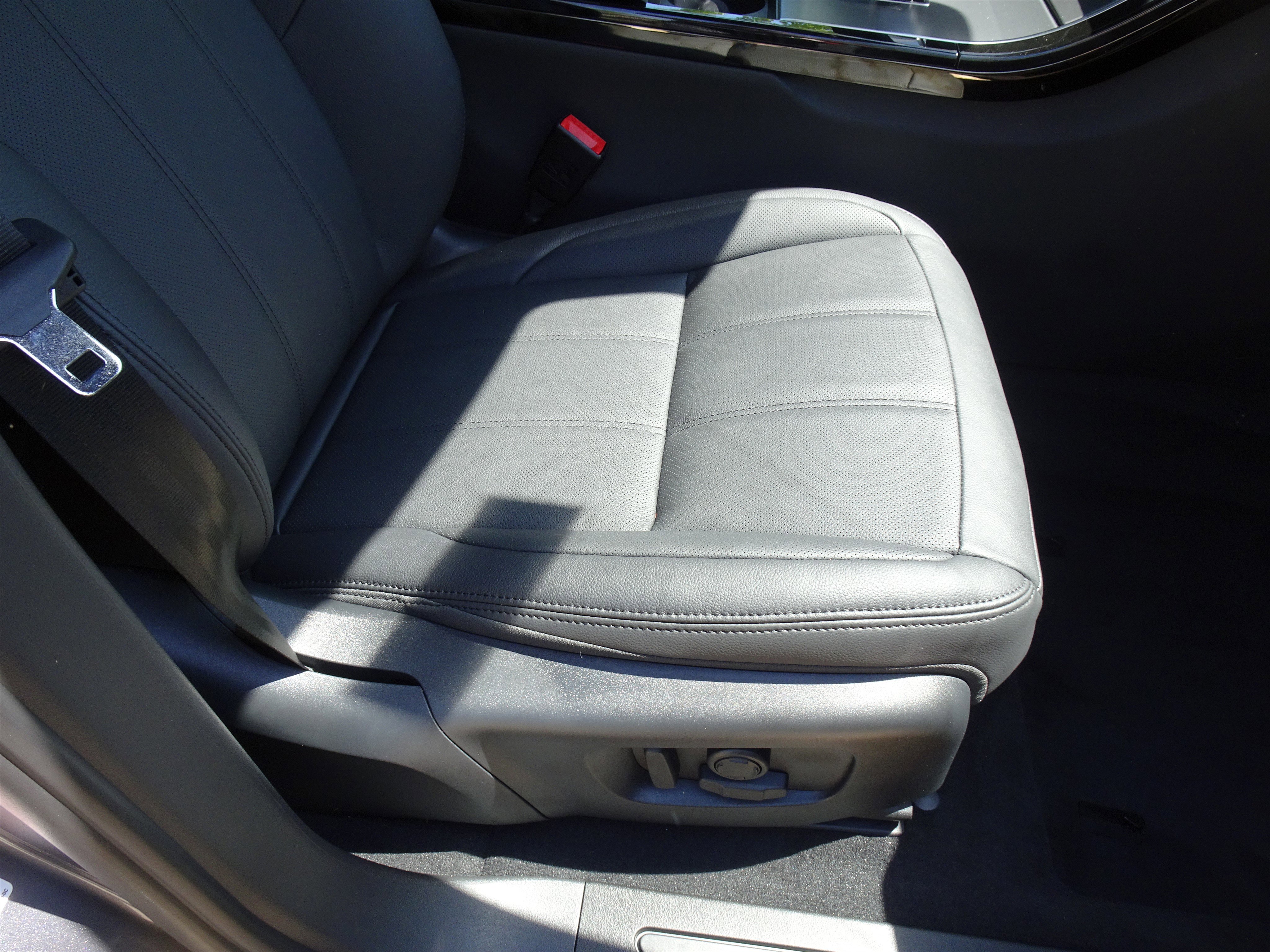 New 2026 Land Rover Range Rover Evoque S image 28