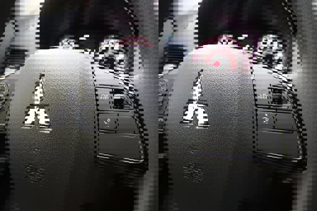 New 2026 Mitsubishi Eclipse Cross LE image 22