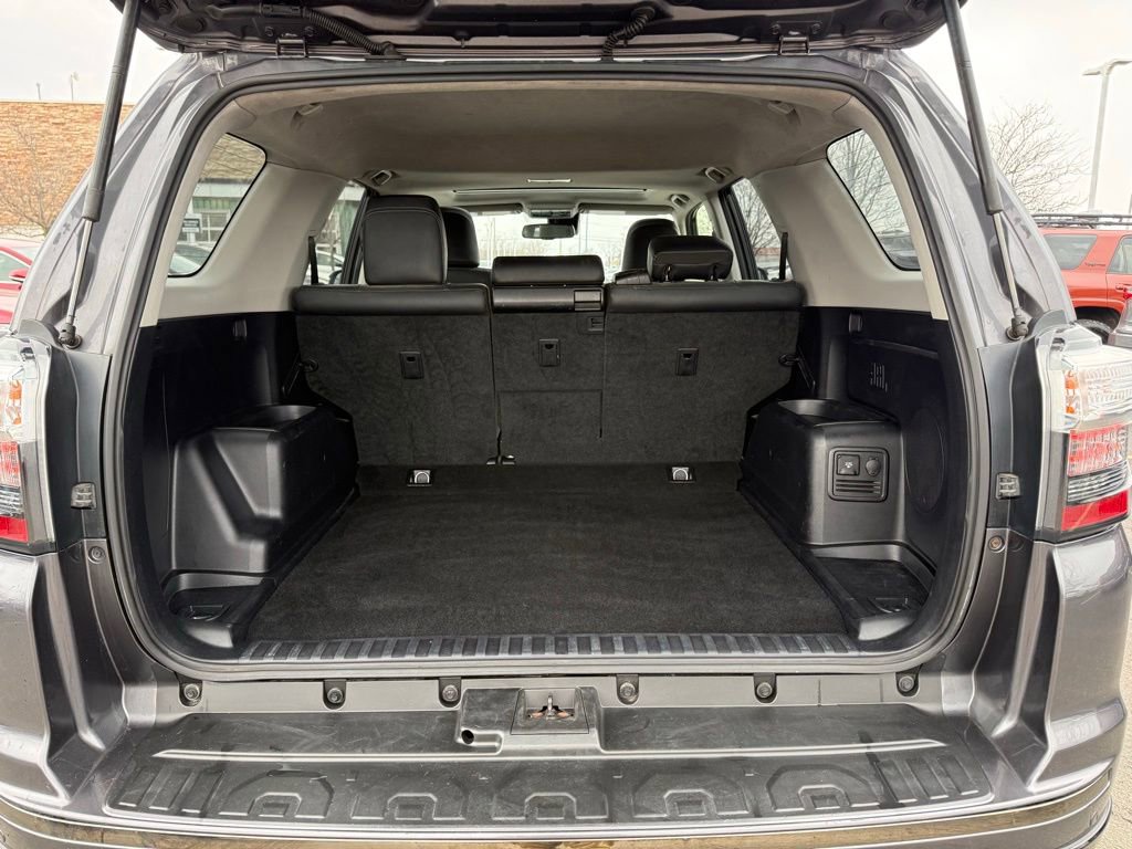 Used 2021 Toyota 4Runner Nightshade AWD/4WD image 17