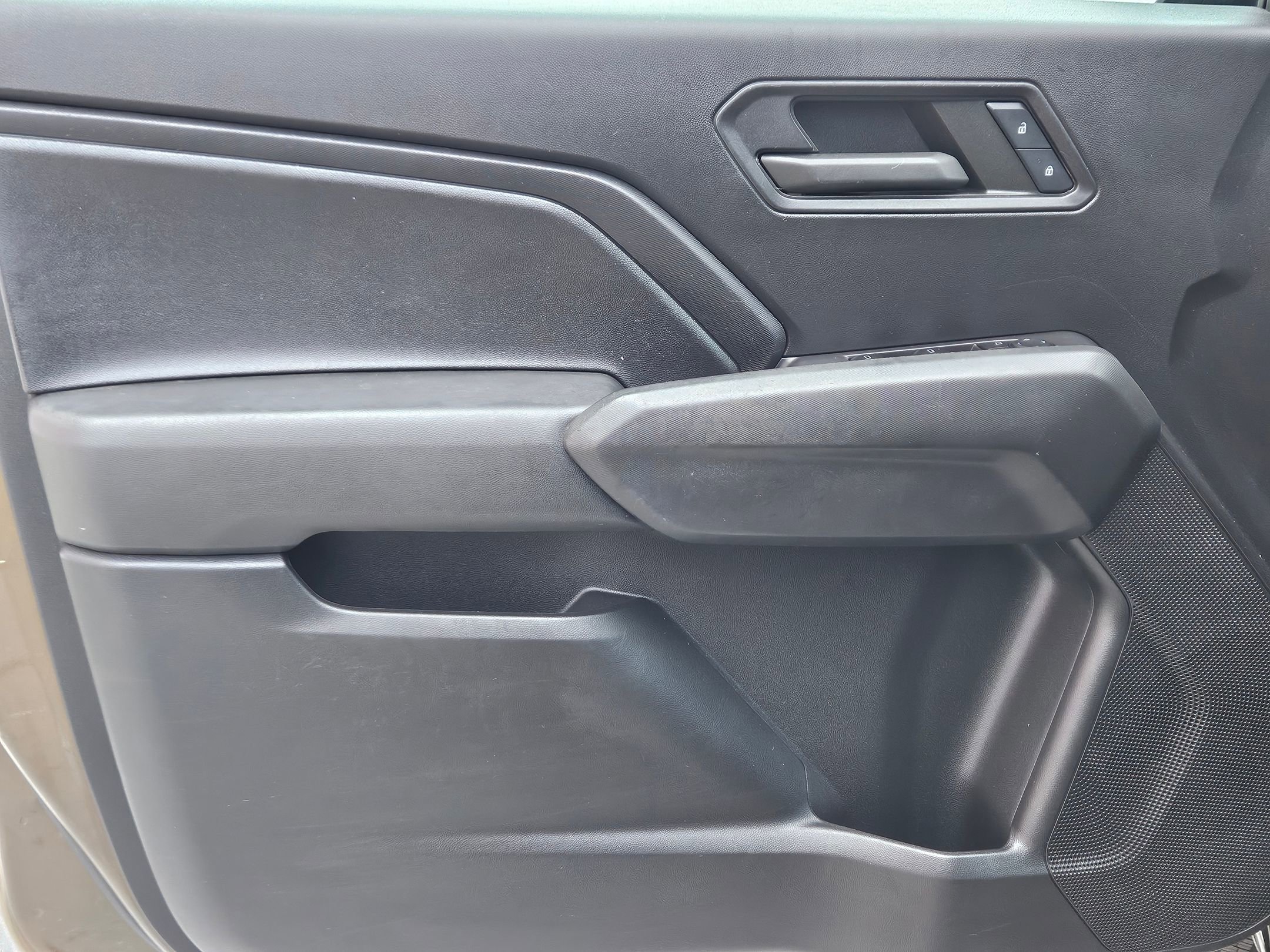 Used 2023 Chevrolet Colorado W/T RWD image 18