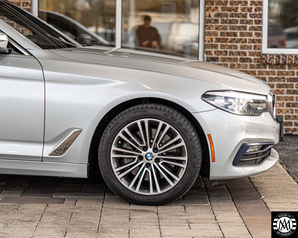 Used 2018 BMW 530i xDrive w/ Premium Package AWD/4WD image 26