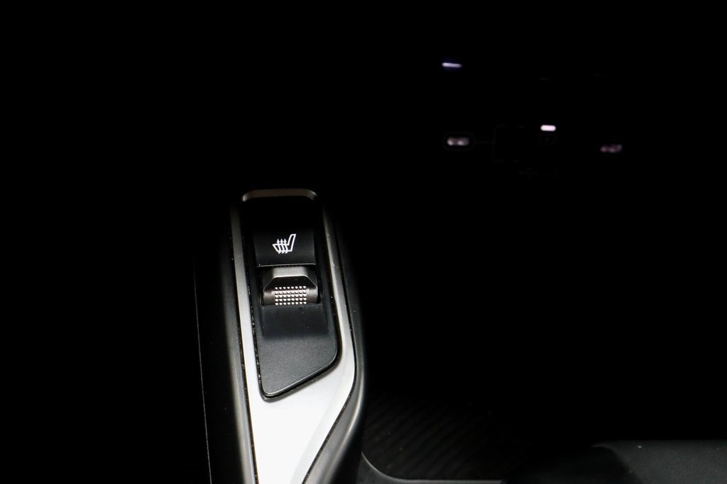 Used 2024 Kia Sorento S image 5