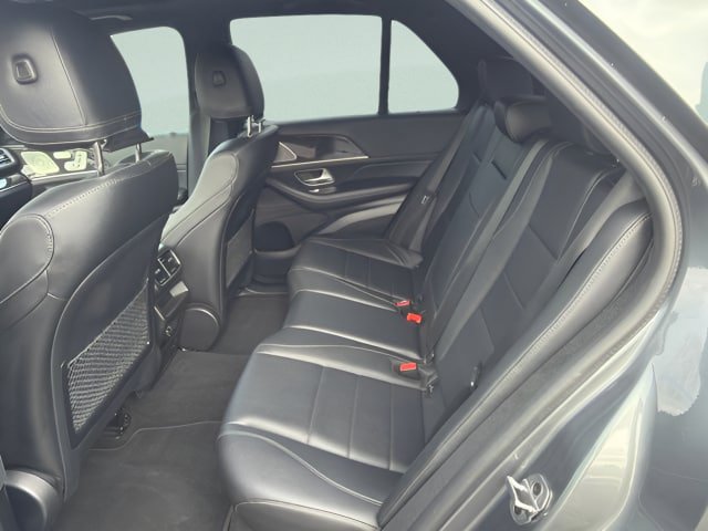 Used 2021 Mercedes-Benz GLE 350 w/ Premium Package image 6