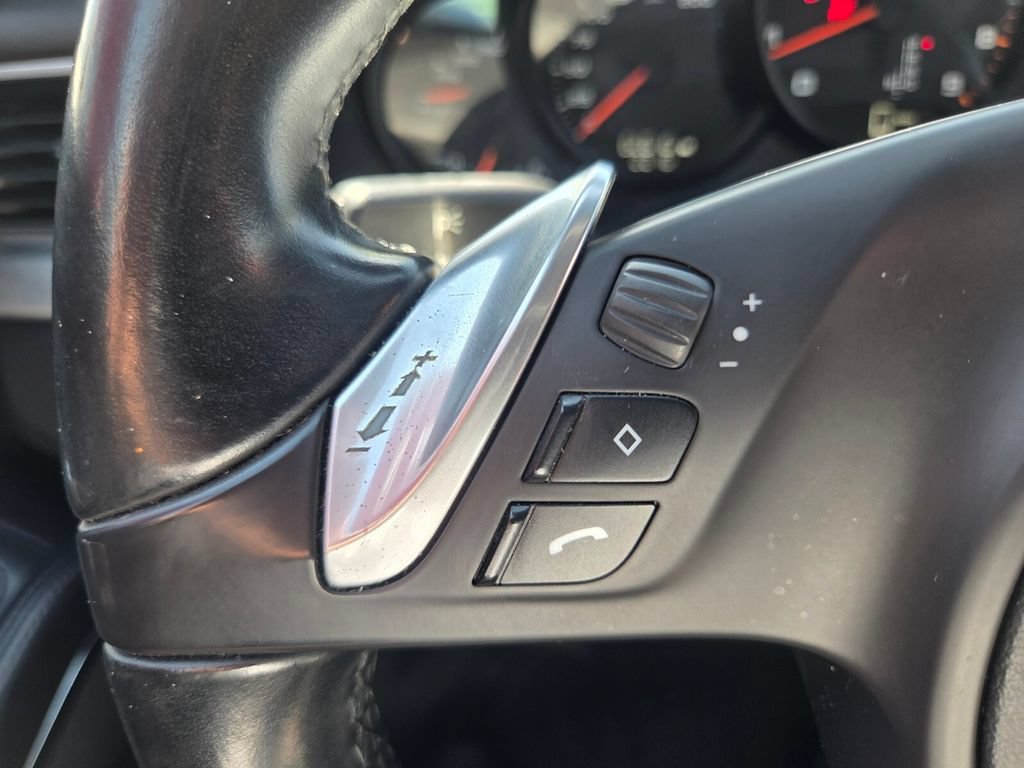Used 2013 Porsche 911 Carrera RWD image 19