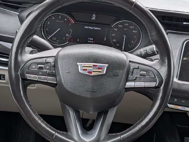 Used 2023 Cadillac XT4 Premium Luxury w/ Driver Assist Package FWD image 13