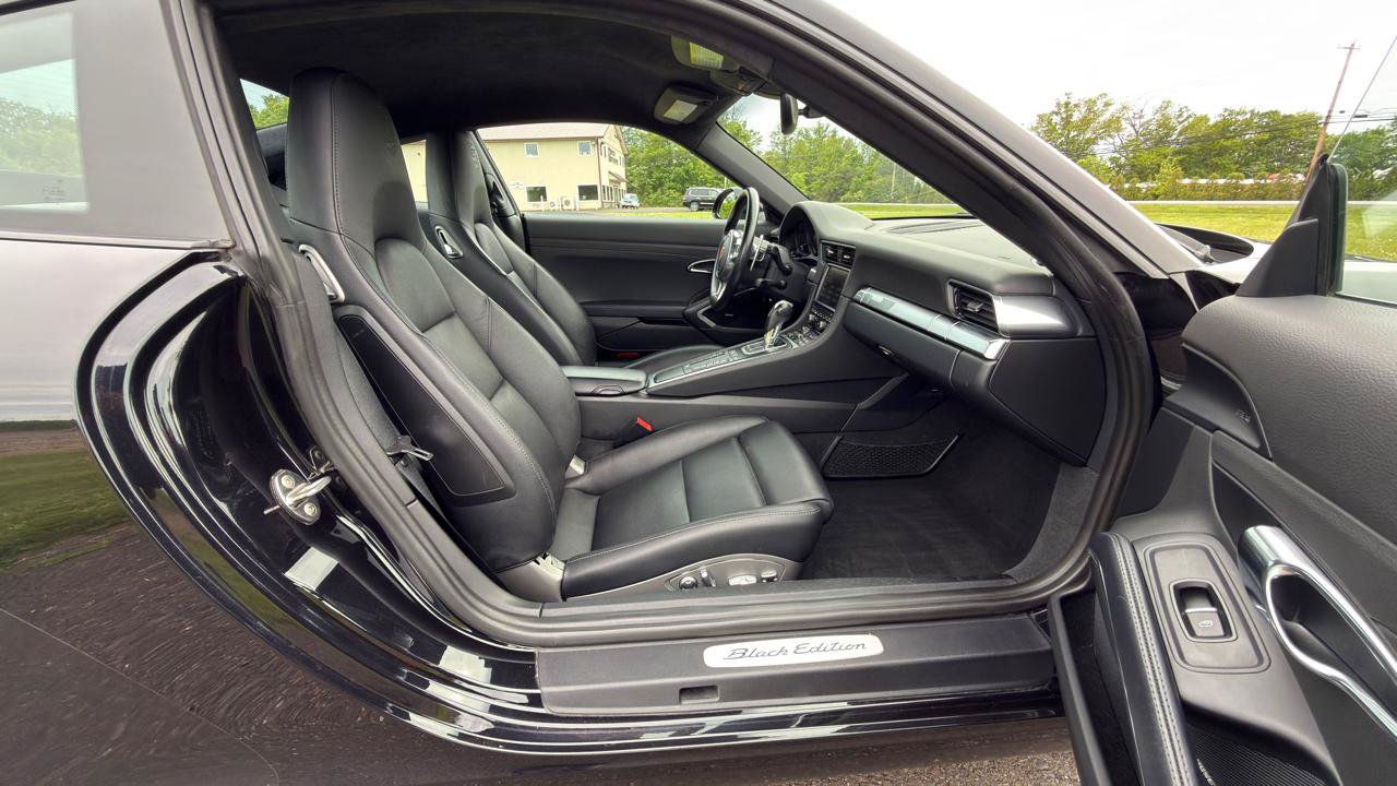 Used 2016 Porsche 911 Carrera Black Edition RWD image 42