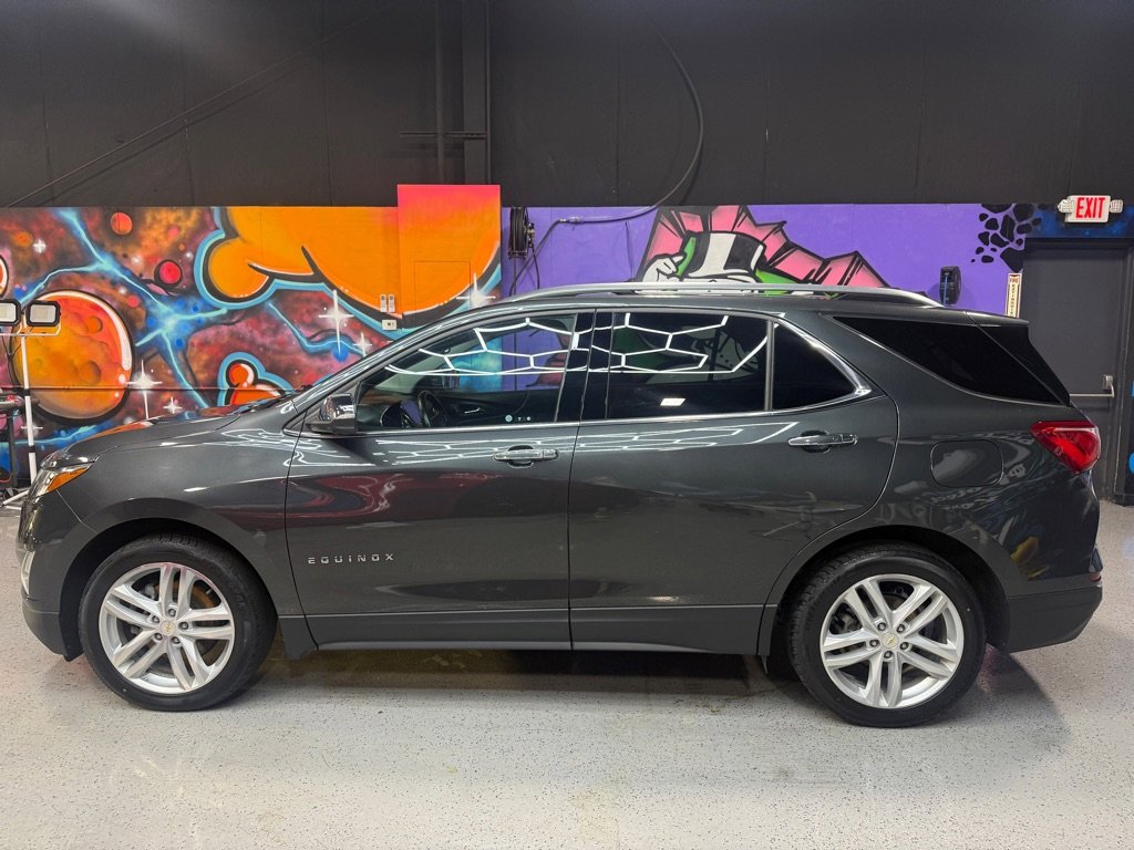 Used 2019 Chevrolet Equinox Premier image 2