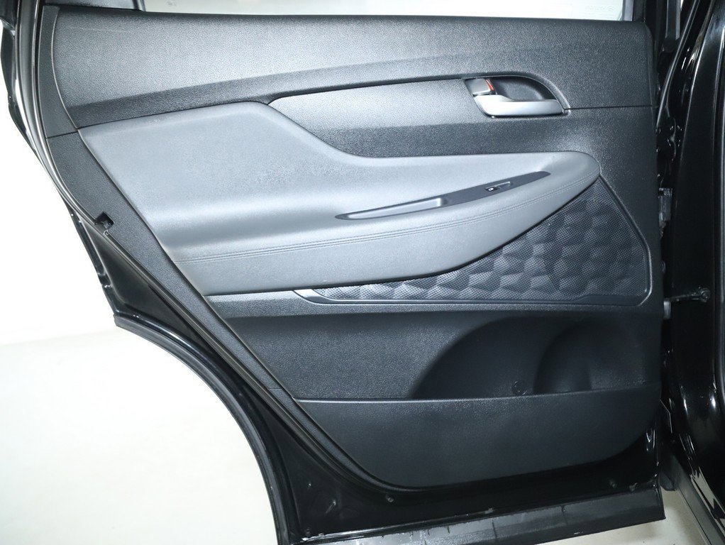 Used 2023 Hyundai Santa Fe SEL image 13