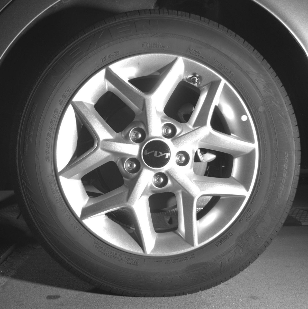 Used 2025 Kia Soul LX w/ LX Technology Package image 14