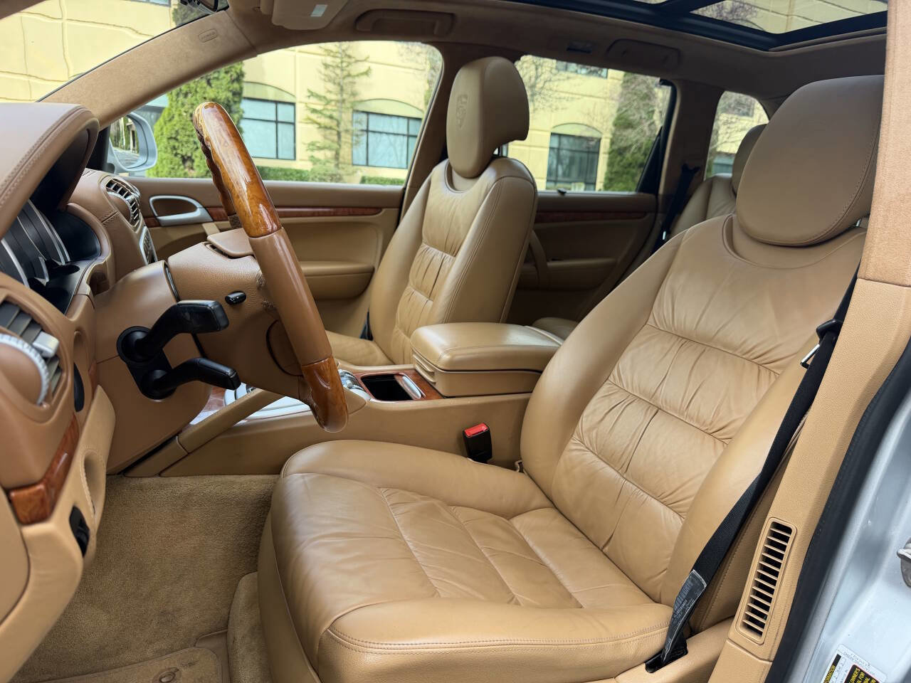 Used 2006 Porsche Cayenne Turbo image 11