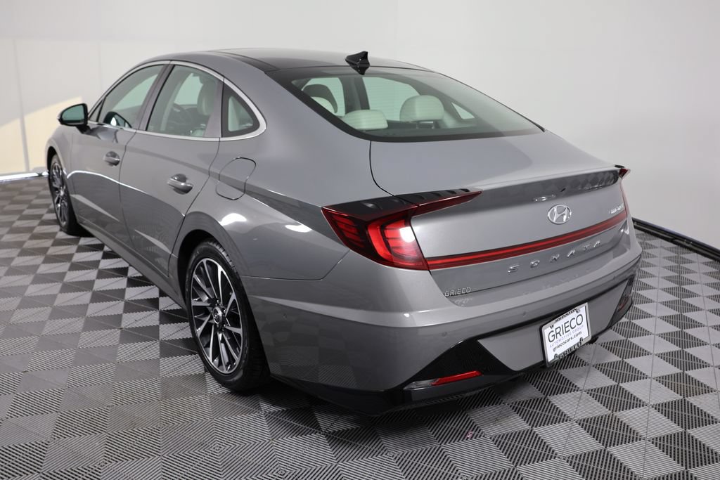 Used 2022 Hyundai Sonata Limited w/ Preferred Accessory Package FWD image 6