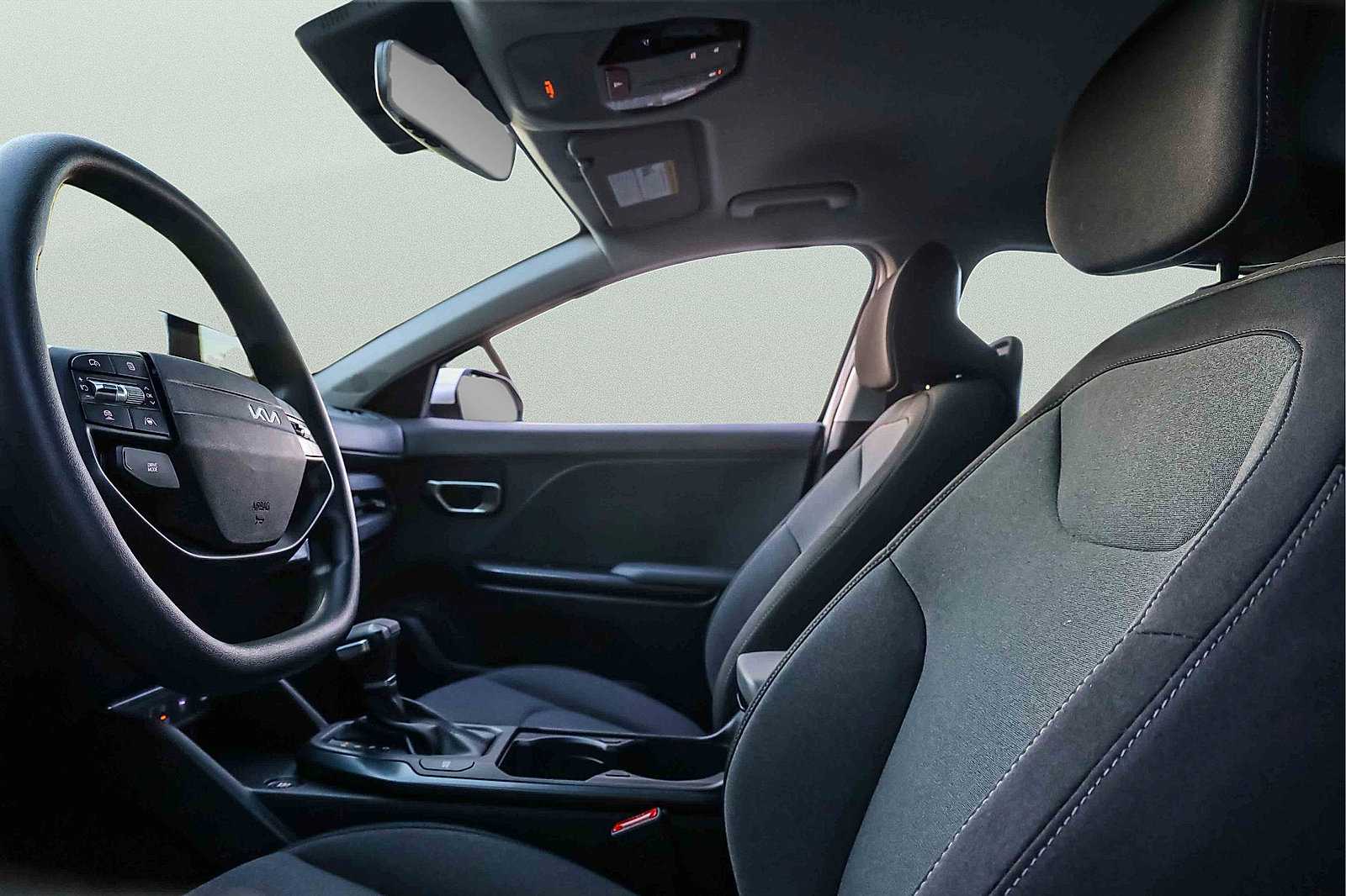 Certified 2025 Kia K4 FWD image 9