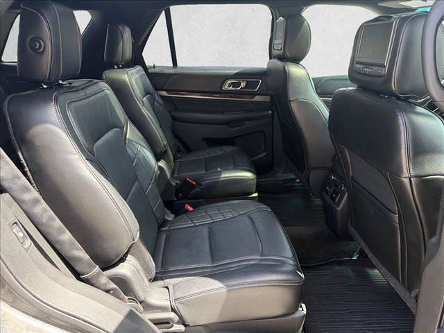 Used 2017 Ford Explorer Platinum AWD/4WD image 24