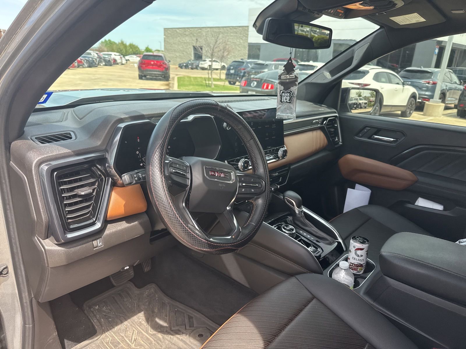 Used 2023 GMC Canyon AT4 w/ AT4 Premium Package image 23