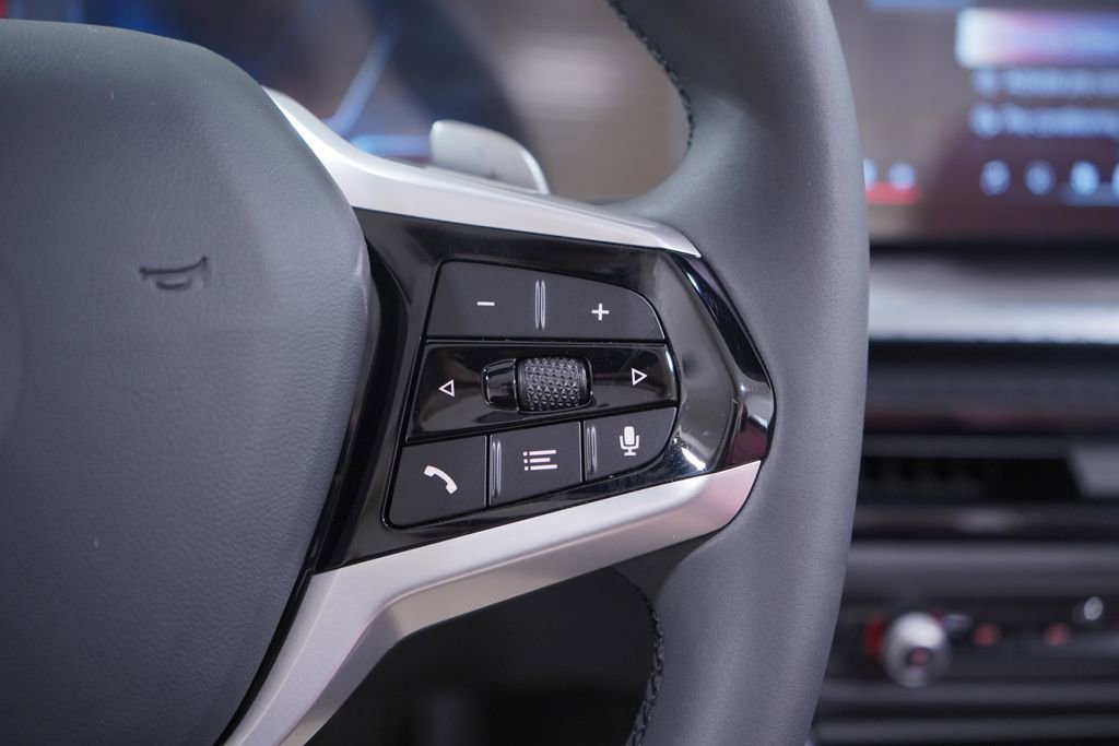 Used 2025 BMW 430i Convertible w/ Convenience Package image 23